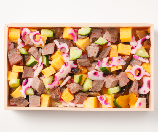 ②ローストビーフの彩りちらし弁当