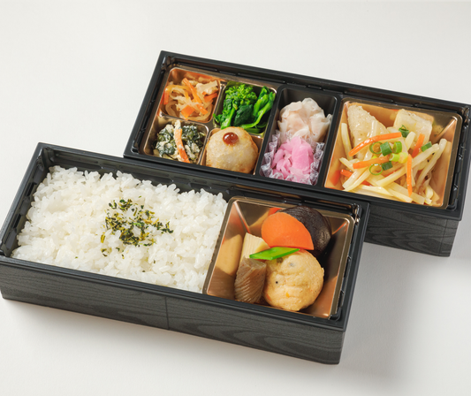 ④選べるメインと和惣菜2段弁当(白飯 炊き込み)(さわら、豚ネギ、かれい)