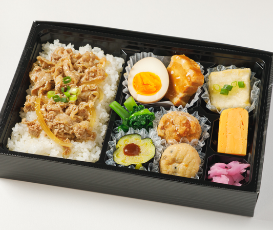 ⑪やわらか牛飯と豚の角煮御膳