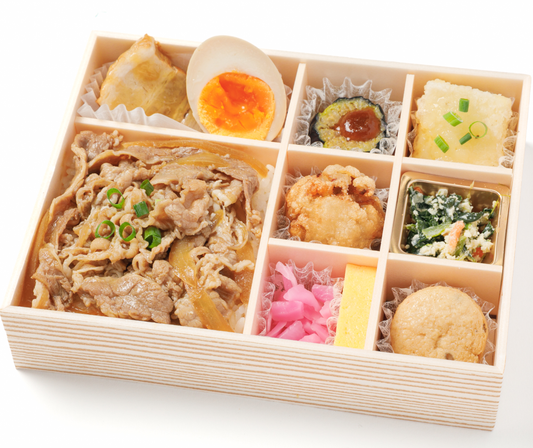 ⑪やわらか牛飯と豚の角煮御膳