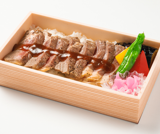 ⑫桂の牛ロースステーキ和膳