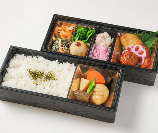 ④選べるメインと和惣菜２段弁当（白飯　炊き込み）(さわら、豚ネギ、かれい）