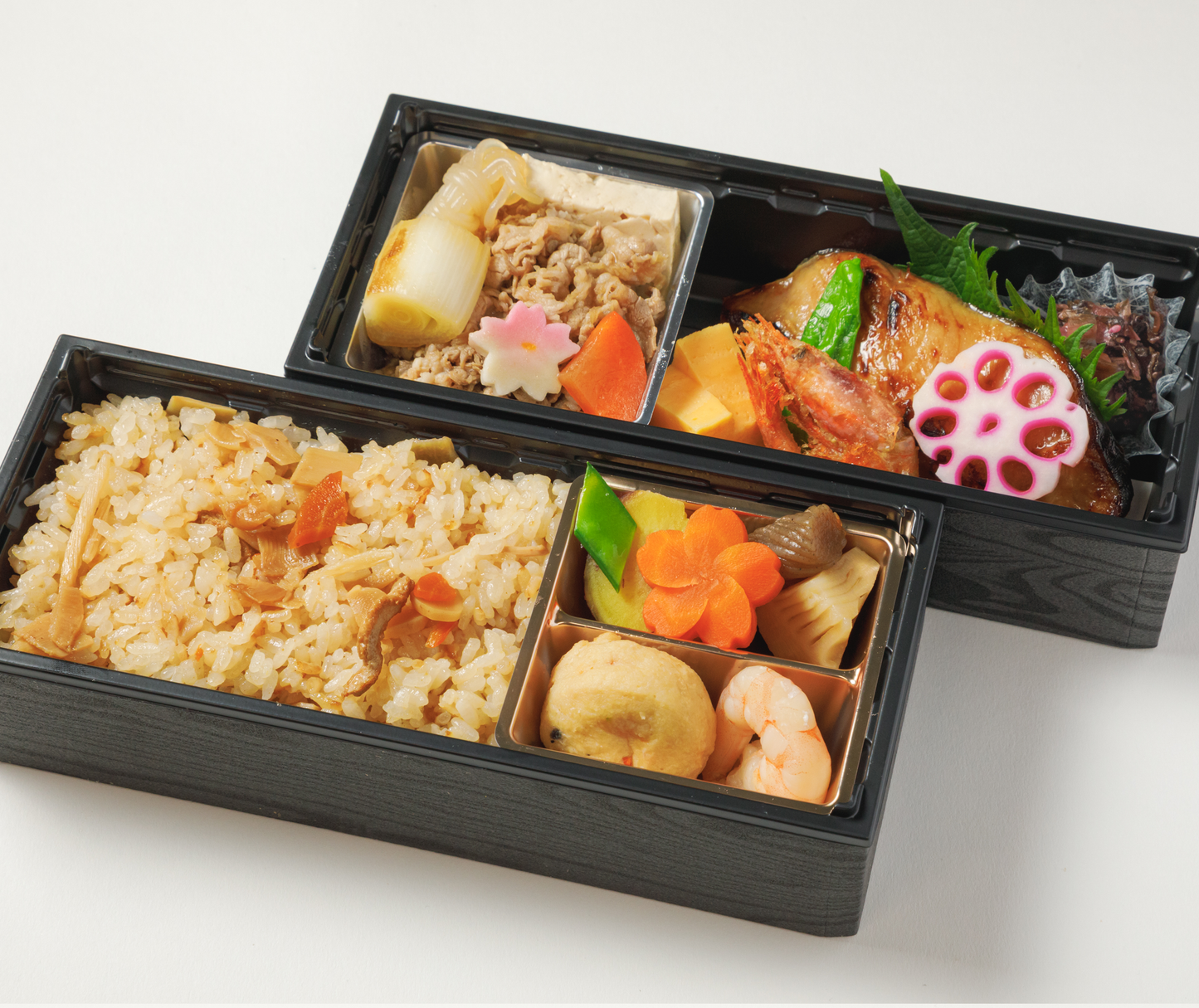 ⑧銀鱈柚庵焼きと特選牛すき焼き２段御膳 （店舗受取）