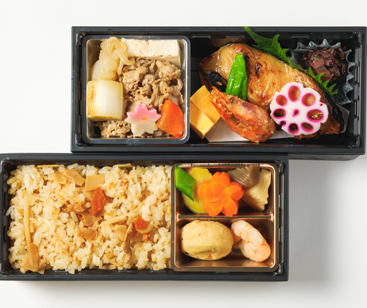 ⑧銀鱈柚庵焼きと特選牛すき焼き２段御膳 （店舗受取）